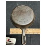 Cast-iron 8 inch skillet Taiwan
