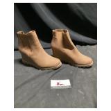 Universal threads womenï¿½s boots size 8