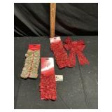 Holiday bows