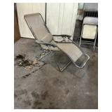 Lawn chair