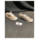 Wonder, nation, memory foam womenï¿½s shoes, size 5