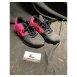 Nike size 8 1/2