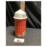 Empty silo toy container