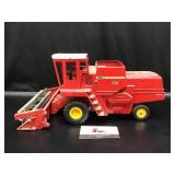 Massey Ferguson Combine