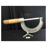 Welch Micrometer display