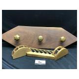 Miscellaneous wood decor items