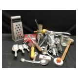 Kitchen Misc & Vintage Items