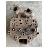 Cylinder head for John Deere G