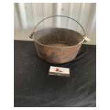 Cast iron Dutch oven