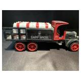 Sapp Bros. Die Cast Ertl bank