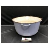 Cast Enamel Pot