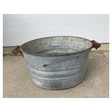 Galvanized Washtub with Wood  Handles