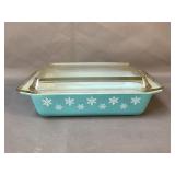 Vintage Pyrex Snowflake 2 qt Casserole