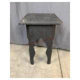 Primitive Stand