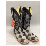 NWT Ferrini Boots Size 13D