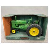 John Deere Narrow Front Model 'G' Tractor by Ertl