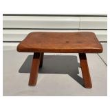 Cushman 9038 Maple Stool