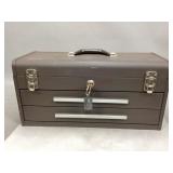Lockable Kennedy Metal Toolbox with Key