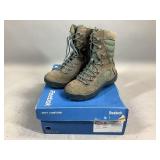 Womenï¿½s Size 6 USAF Boots, New