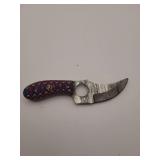 Knife, 6' Demascus steel skinning knife, 3' blade, w/leather sheath