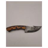 Knife, 8' Demascus steel skinning knife, 4' blade, w/leather sheath