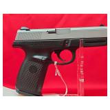 Smith & Wesson SW40VE .40 Cal w/ Holster and 3 Mags