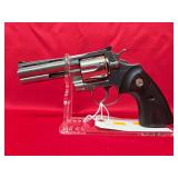 Colt Python .357 Magnum Appears to be new never fired, Has original case