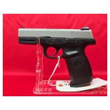 Smith & Wesson SW40VE .40 Cal w/ Holster and 3 Mags