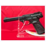 Browning Buck Mark 22 .22LR has orignal case and 3 magazines