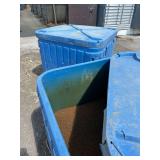 Plastic 4ft x 4ft x 4ft doublewall container w/lid