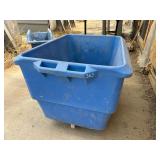 Plastic cart w/casters 43' x 32' x 26'