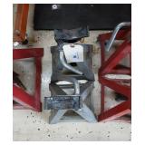 (2) Jack stands.