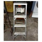 Alum step ladder.