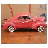 1940 Ford Deluxe.