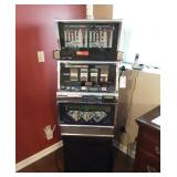 Triple Diamond Slot Machine.