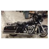 2014 HARLEY DAVIDSON POLICE
