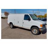 2005 FORD VAN- E 250