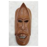 VINTAGE CARVED WOODEN MASK WALL HANGING