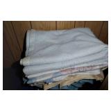 CONTENTS OF CLOSET- BEDDING AND LINENS