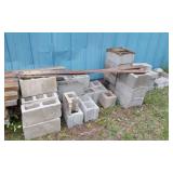 CONCRETE BLOCKS LOT- CONTENTS OF PILE
