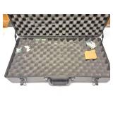 HARD ALUMINUM SMALL GUN CASE