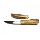 CUSTOM KNIFE WITH WOODEN HANDLE AND MATCHING