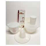 PAPER TOWEL HOLDER AND VINTAGE PLASTIC WARE