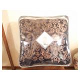 WATERFORD LINENS- QUEEN COMFORTER SET AND THROW