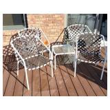 4 PATIO - OUTDOOR CHAIRS WITH SMALL SQUARE TABLE