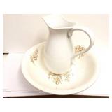 BASIN AND PITCHER- DOES NOT MATCH