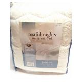 QUEEN- RESTFUL NIGHTS- MAATTRESS PAD - NEW IN