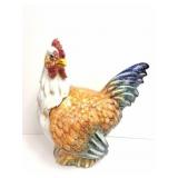 LARGE CERAMIC/PORCELAIN HEN