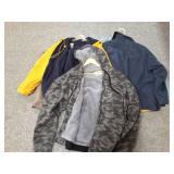 5 MENS ASSORTED COATS AND JACKETS