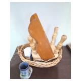 BASKET AND STOOL LOT